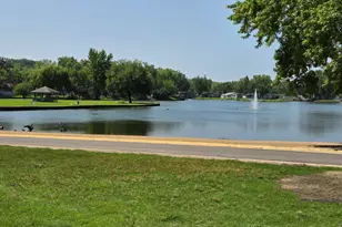 1071 Lake Terrace Rd, Elgin, IL 60123 - Photo 20