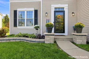 134 E Old Mill Trail, Antioch, IL 60002 - Photo 2
