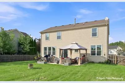 134 E Old Mill Trail, Antioch, IL 60002 - Photo 34