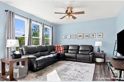 134 E Old Mill Trail, Antioch, IL 60002 - Photo 10
