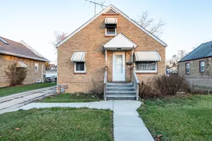 49 S Lewis Ave, Waukegan, IL 60085 - Photo 1