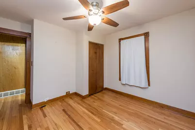 49 S Lewis Avenue, Waukegan, IL 60085 - Photo 14