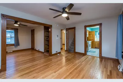 49 S Lewis Avenue, Waukegan, IL 60085 - Photo 4