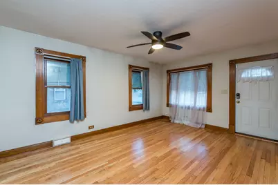 49 S Lewis Avenue, Waukegan, IL 60085 - Photo 6