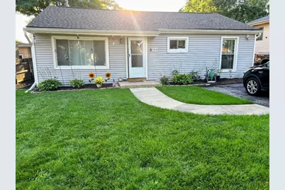 364 N Cedar Avenue, Wood Dale, IL 60191 - Photo 1