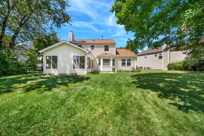 1384 Marble Hill Drive, Lake Zurich, IL 60047 - Photo 18