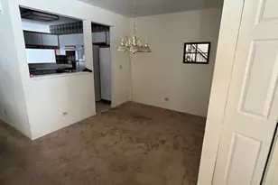 1071 Woodhill Ct, Elgin, IL 60120 - Photo 2