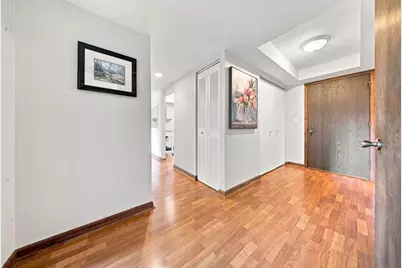 13200 Heiden Circle #2301, Lake Bluff, IL 60044 - Photo 4