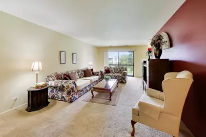 440 Raintree Court #2J, Glen Ellyn, IL 60137 - Photo 6