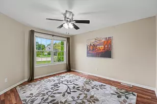 2506 Windward Blvd, Champaign, IL 61821 - Photo 6