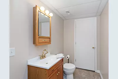 123 Devonshire Drive, Dekalb, IL 60115 - Photo 22