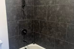 1336 Cromwell Ct, Vernon Hills, IL 60061 - Photo 24