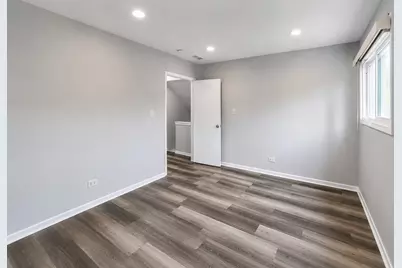 1816 Whitney Drive, Hanover Park, IL 60133 - Photo 10