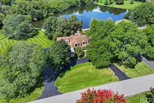 55 Watergate Dr, South Barrington, IL 60010 - Photo 2