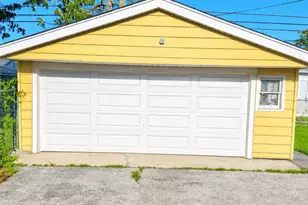 1333 Burnham Ave, Calumet City, IL 60409 - Photo 12