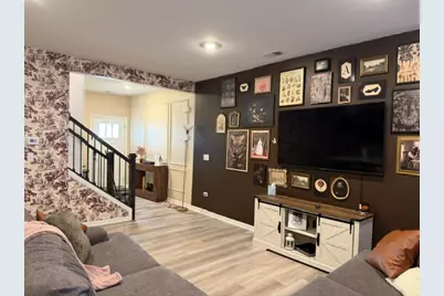 341 Red Oak Circle, Volo, IL 60020 - Photo 8