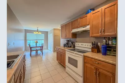 636 Sedgegrass Drive, Champaign, IL 61822 - Photo 6