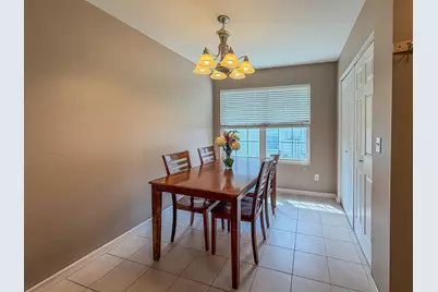 636 Sedgegrass Drive, Champaign, IL 61822 - Photo 10