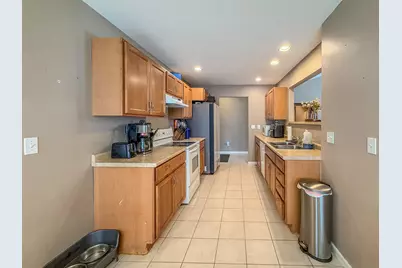 636 Sedgegrass Drive, Champaign, IL 61822 - Photo 8