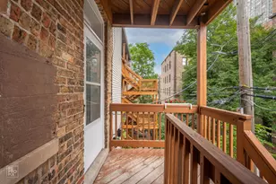 731 W Bittersweet Pl, Chicago, IL 60613 - Photo 10