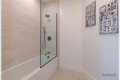 859 W Erie Street #506, Chicago, IL 60642 - Photo 24