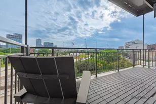 859 W Erie St, Chicago, IL 60642 - Photo 28