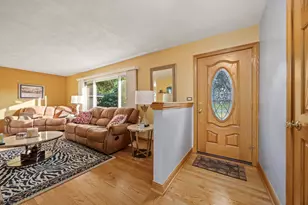 1236 Sandpiper Ln, Naperville, IL 60540 - Photo 12
