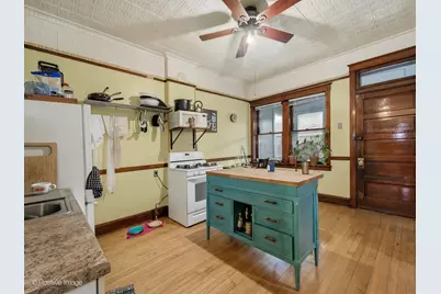 925 W 31st Place, Chicago, IL 60608 - Photo 16