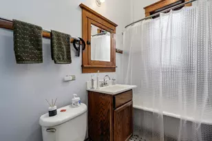 925 W 31st Pl, Chicago, IL 60608 - Photo 10