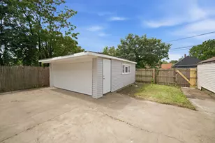 12220 S Normal Ave, Chicago, IL 60628 - Photo 40
