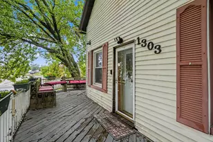1303 Cora St, Joliet, IL 60435 - Photo 4