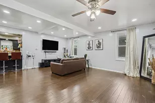 1303 Cora St, Joliet, IL 60435 - Photo 8