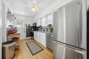 1228 Elmwood Ave, Berwyn, IL 60402 - Photo 10