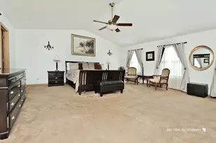 39843 Stoneywood Dr, Beach Park, IL 60083 - Photo 16