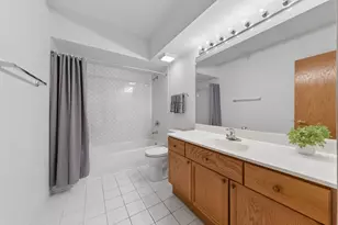 455 W Front St, Wheaton, IL 60187 - Photo 16