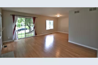 370 Sandhurst Lane #A, South Elgin, IL 60177 - Photo 8
