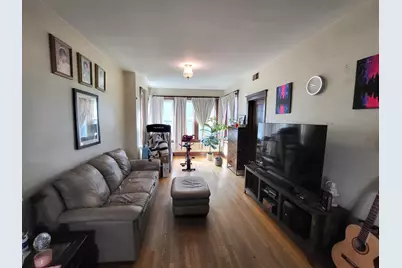 4140 W Barry Avenue, Chicago, IL 60641 - Photo 4