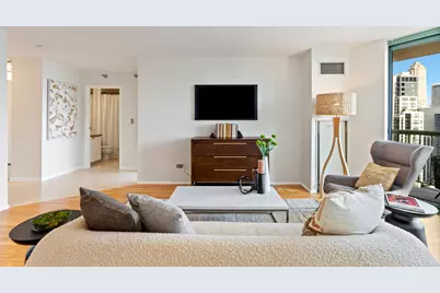 111 W Maple Street #3004, Chicago, IL 60610 - Photo 6