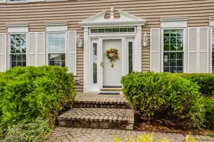 1208 Halifax Dr, Mundelein, IL 60060 - Photo 4