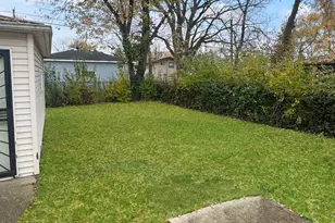16317 Ashland Ave, Markham, IL 60428 - Photo 12