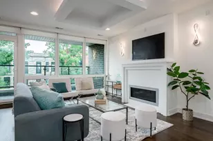 2210 W Chicago Ave, Chicago, IL 60622 - Photo 2