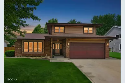 29 Mayfair Lane, Aurora, IL 60504 - Photo 2