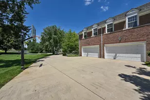 1673 Balmoral Ln, Inverness, IL 60067 - Photo 44