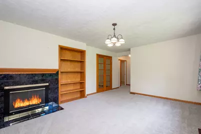 35861 N Fuller Road, Gurnee, IL 60031 - Photo 4