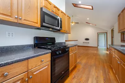 35861 N Fuller Road, Gurnee, IL 60031 - Photo 12