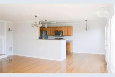 893 Enfield Drive, Northbrook, IL 60062 - Photo 4