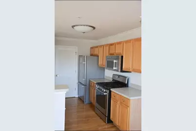 893 Enfield Drive, Northbrook, IL 60062 - Photo 6