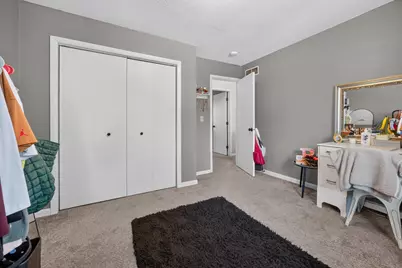 1224 N Hershey Road, Bloomington, IL 61704 - Photo 16