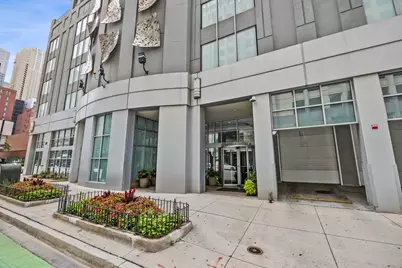 600 N Dearborn Street #1805, Chicago, IL 60654 - Photo 2
