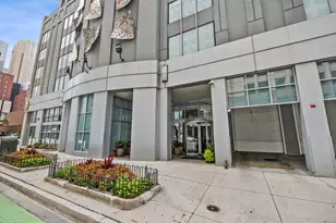 600 N Dearborn St, Chicago, IL 60654 - Photo 2